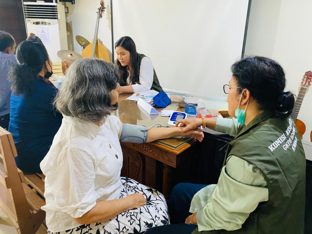 Kegiatan Pelayanan Pemeriksaan Kesehatan Gratis di GKPB Hosana Kwanji, Desa Dalung